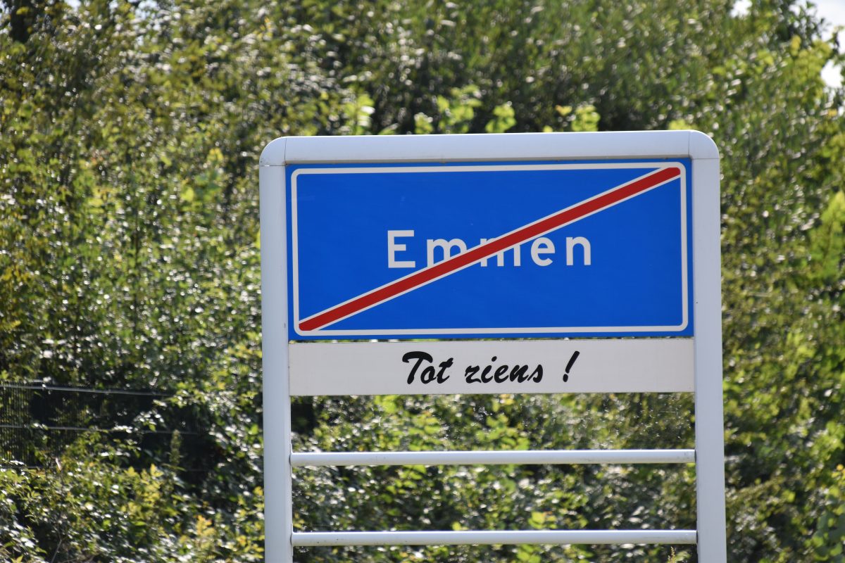 Bord Emmen uit, Borden